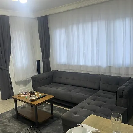 Lux With Perfect Location 아파트 *
